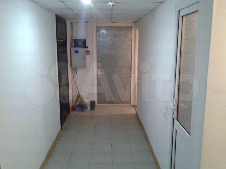 Комната 12 м² в 5-к., 1/5 эт.