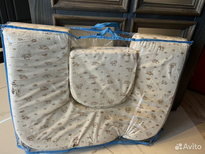 Подушка для кормления