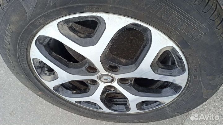 Колеса в сборе оригинальные r17 летние Renault