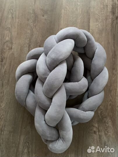 Бортик косичка в кроватку