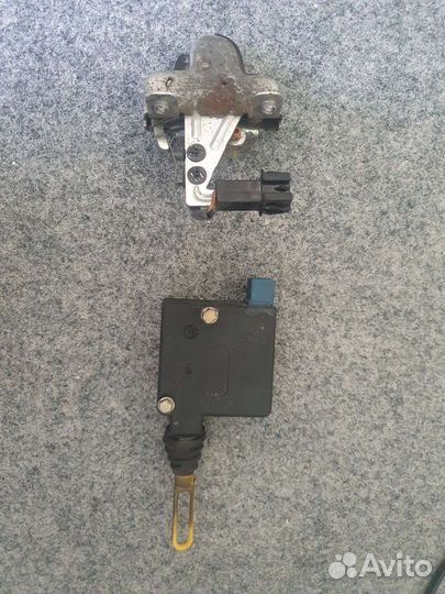 Замок багажника с актуатором Saab 9-5 1998