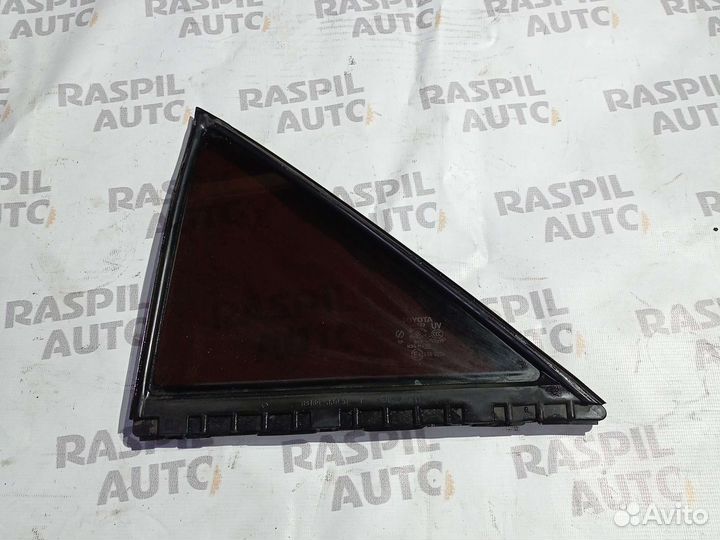 Форточка задняя левая Toyota Camry 30