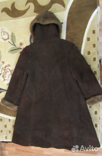 Продаю дублёнку женскую