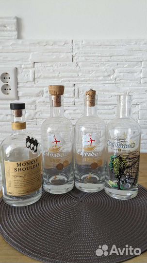 Бутылка стеклянная