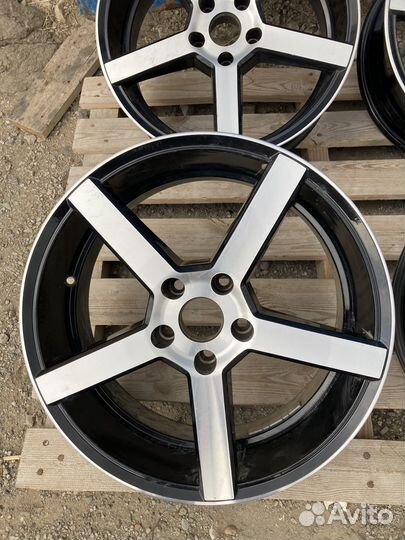 Литые диски R18 (559)