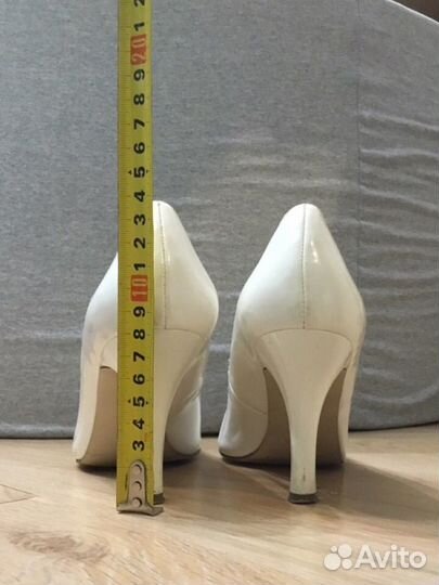 Туфли женские 38 размер белые