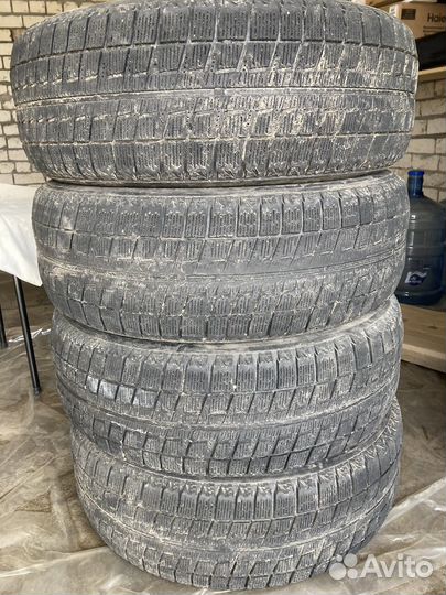 Bridgestone Blizzak Revo2 185/65 R15