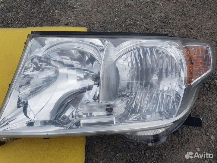 Фары toyota land cruiser 200 оригинал