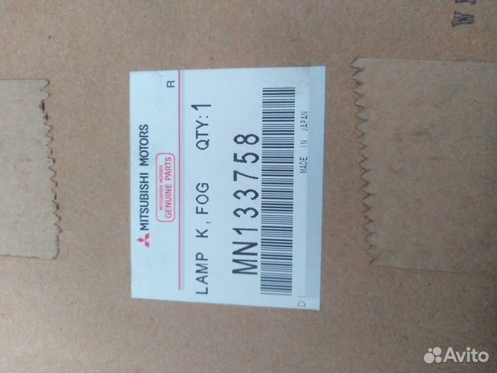 Противотуманные фары mitsubihi padjero V73W, V75W