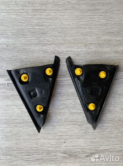 Накладка задней двери пластик Hyundai ix 35