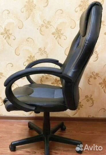 Компьютерное игровое кресло