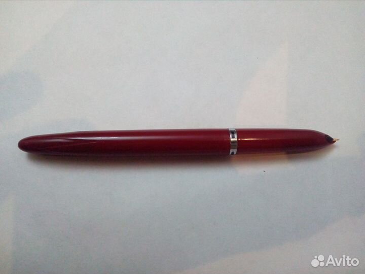 Ручка с золотым пером фирменная