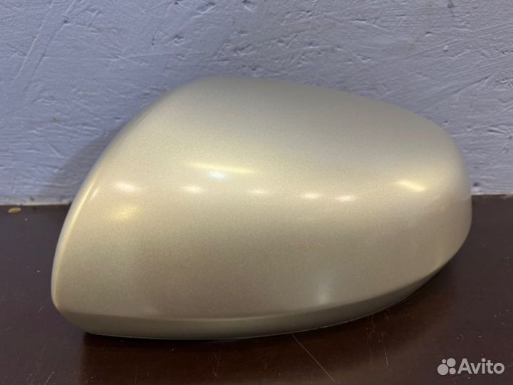 Накладка зеркала левая Renault Duster 2