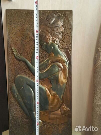 Огромное чеканное панно 