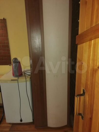 Комната 11 м² в 4-к., 1/2 эт.