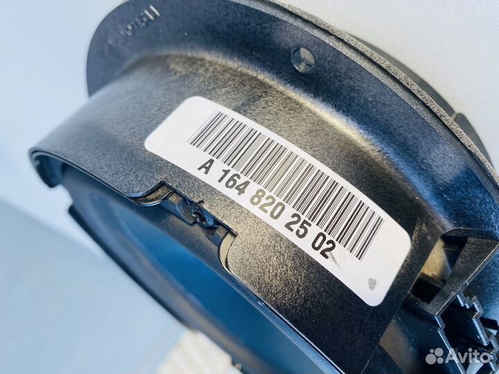 Динамик Harman Kardon перед левый Mercedes w164