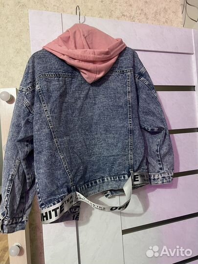 Джинсовая куртка