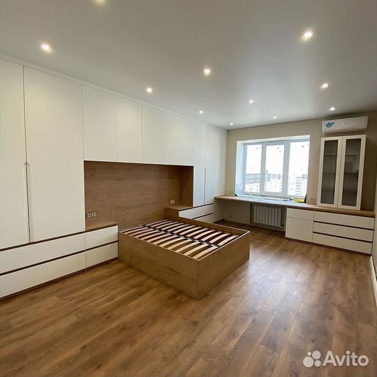 Шкаф распашной на заказ