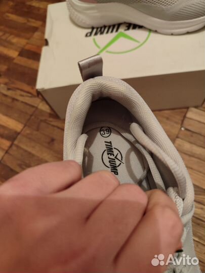 Новые кроссовки TimeJump женские 39