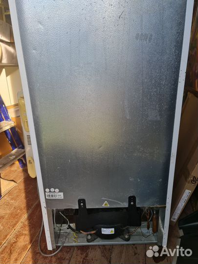 Холодильник dexp