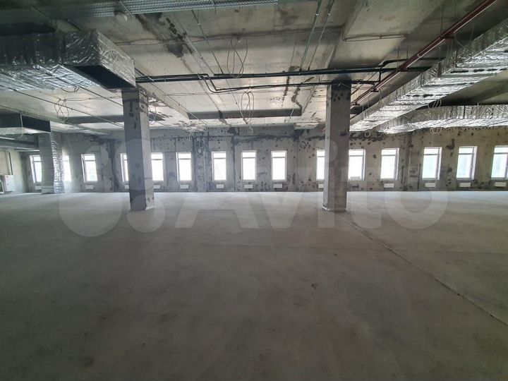 Сдам торговое помещение, 1055 м²