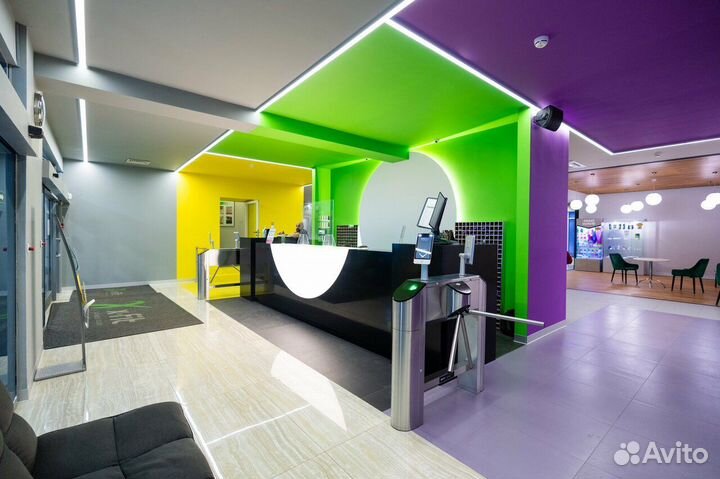 Абонемент в фитнес клуб год Xfit на правде год