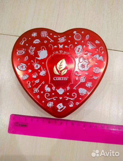 Жестяная коробка 