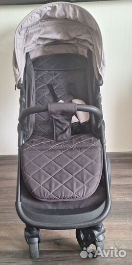 Прогулочная коляска всесезонная