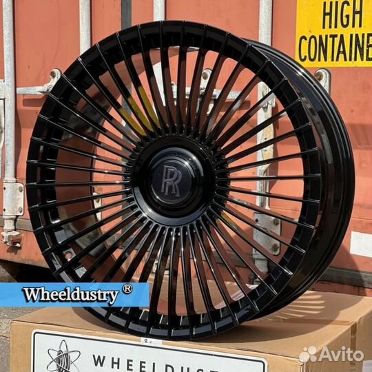 Кованые диски R22 Rolls-Royce Cullinan