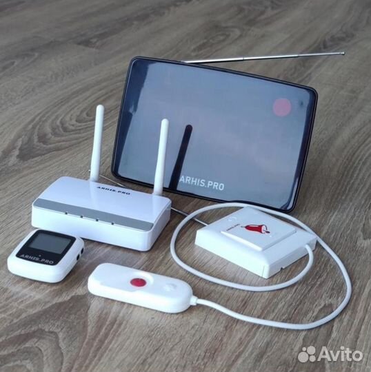 Кнопка вызова персонала, помощи больному в палату