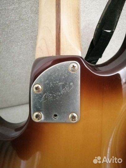 Бас-гитара Fender precision lyte bass