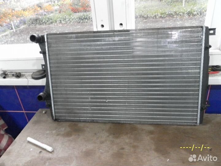 Радиатор охлаждения гольф 5 пассат б6 октавия а5