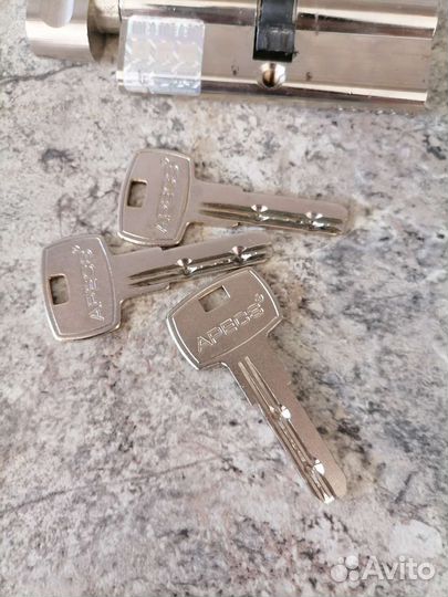 Личина замка дверного