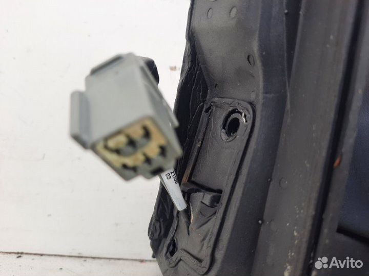 Зеркало наружное правое Ford Focus хэтчбэк 5 дв