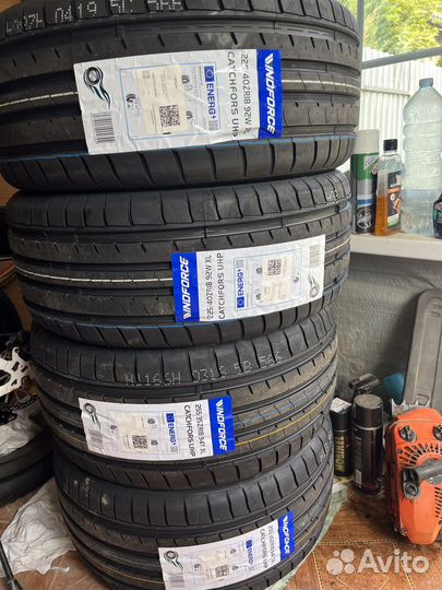 Windforce Catchfors UHP 225/40 R18 92W