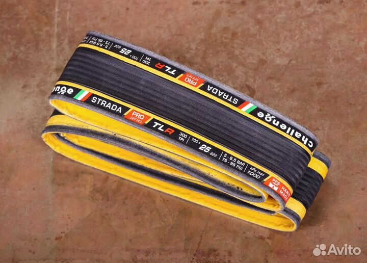 Велосипедная резина Challenge ручной работы Италия