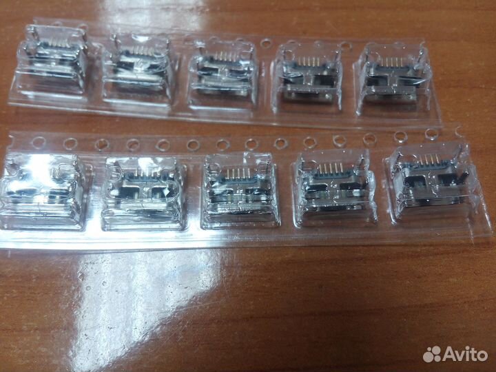 Гнездо micro usb,цена за 10 штук