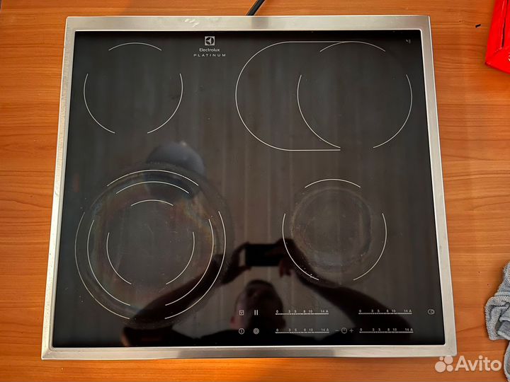 Варочная панель электрическая electrolux
