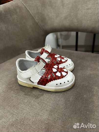 Сандалии для девочки 22 размер