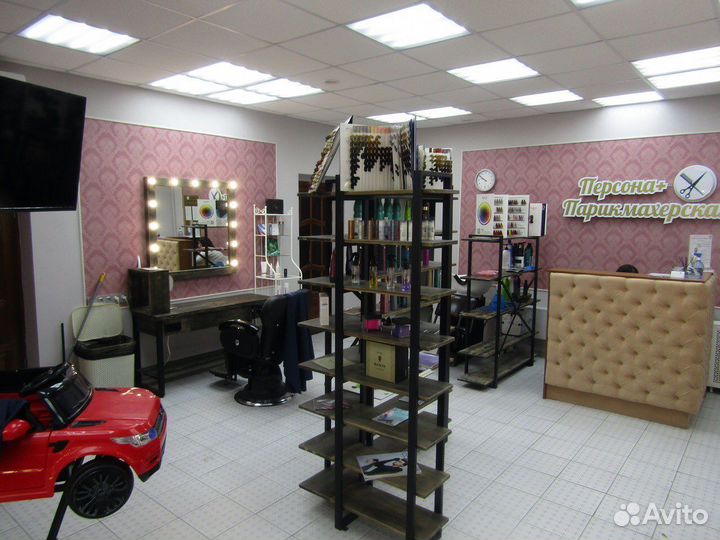 Мастер маникюра и педикюра