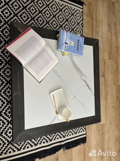 Журнальный столик стильный мрамор