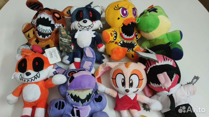 Игрушки 5 ночей с Фредди, Человек Бензопила, Соник