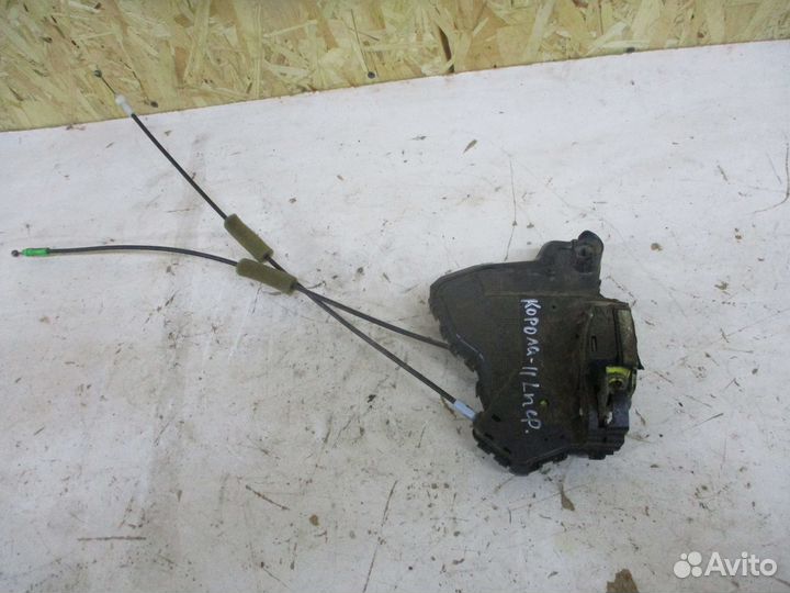 Электрозамок двери Тойота Королла 150