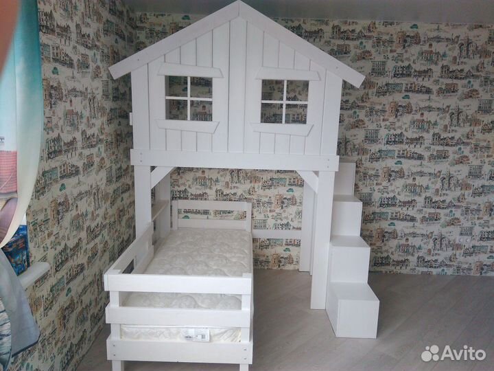 Кроватка-домик