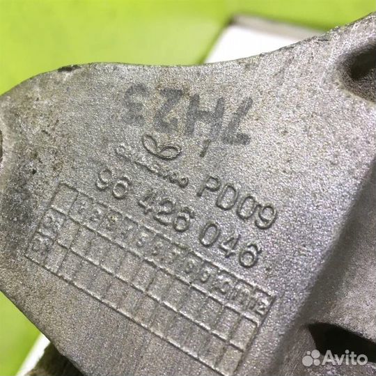 Кронштейн генератора Шевроле Авео Т200 03-08