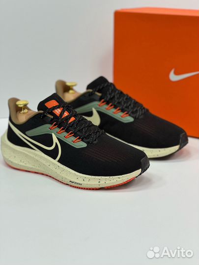 Кроссовки Nike Zoom