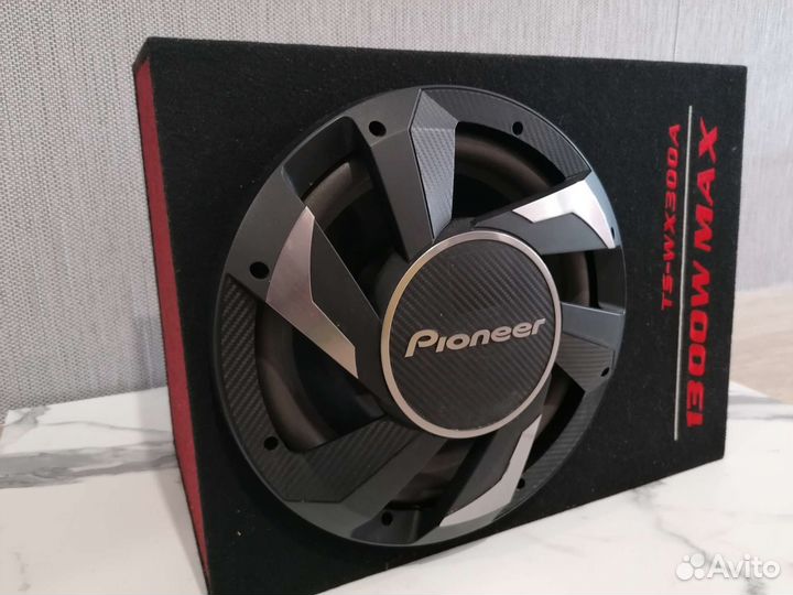 Автомобильный сабвуфер Pioneer TS-WX300A