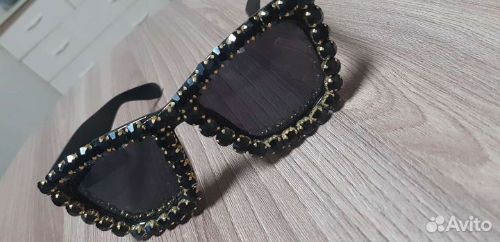 Солнцезащитные очки женские