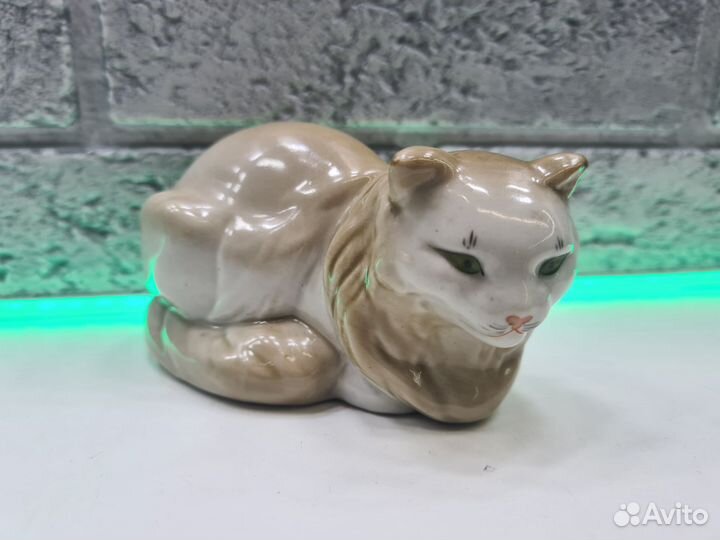 П.9327 Фигурка кошка гжель