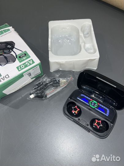 Беспроводные наушники новые